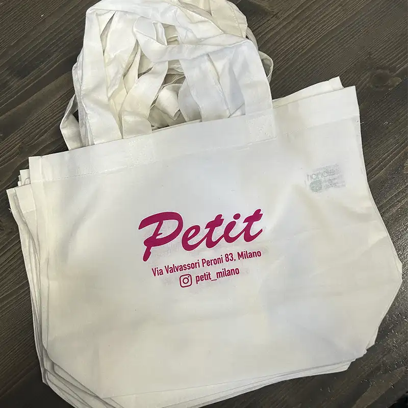 mini-shopper-personalizzata-con-logo Mini shopper personalizzata con logo o scritte per clienti e promozioni aziendali a Milano